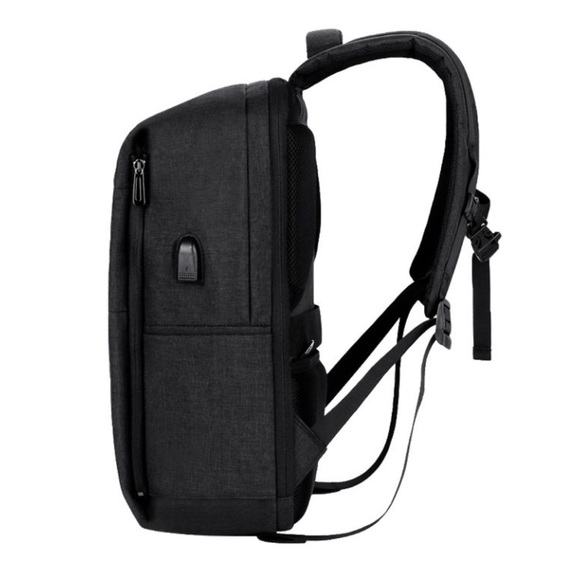Nordace Nelson – Smart Travel Backpack